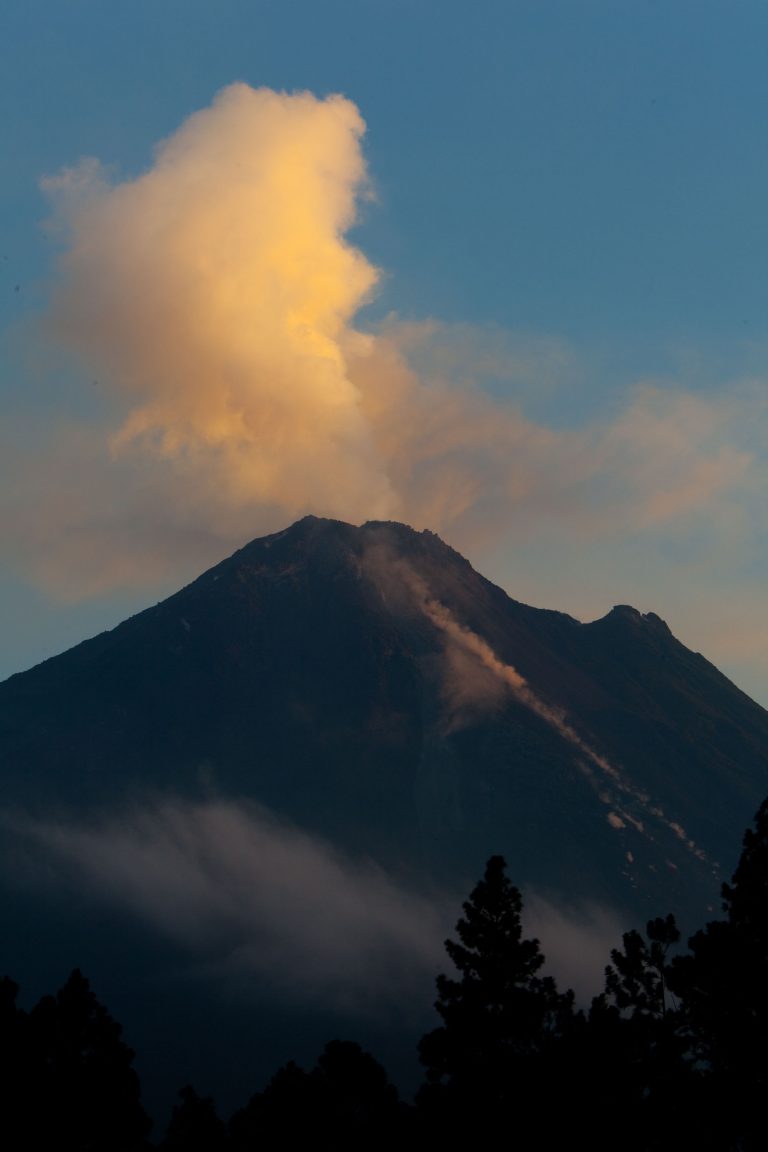 Arenal, el cerro que se convirtió en volcán.