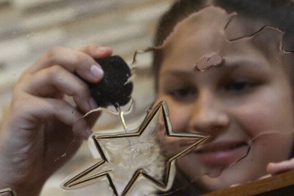 Kemily Bonilla es una niña de Tranquerillas de Aserrí que mes a mes participa en los retos que publica en redes sociales el programa Niñas Supercientíficas. Mayela López / El Colectivo 506